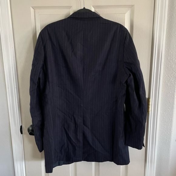 Brooks Brothers Men’s “346” Navy Pinstriped Blazer - Picture 11 of 16